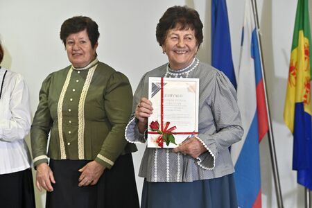 Ljudske pevke Cebelice 25 let delovanja (4)